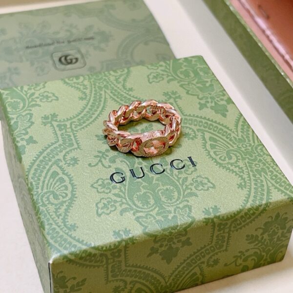 Gucci Interlocking GG Chain Ring - Rose Gold