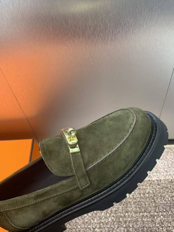Hermès Paris Loafer - Suede Green with Gold Kelly Lock - Image 3