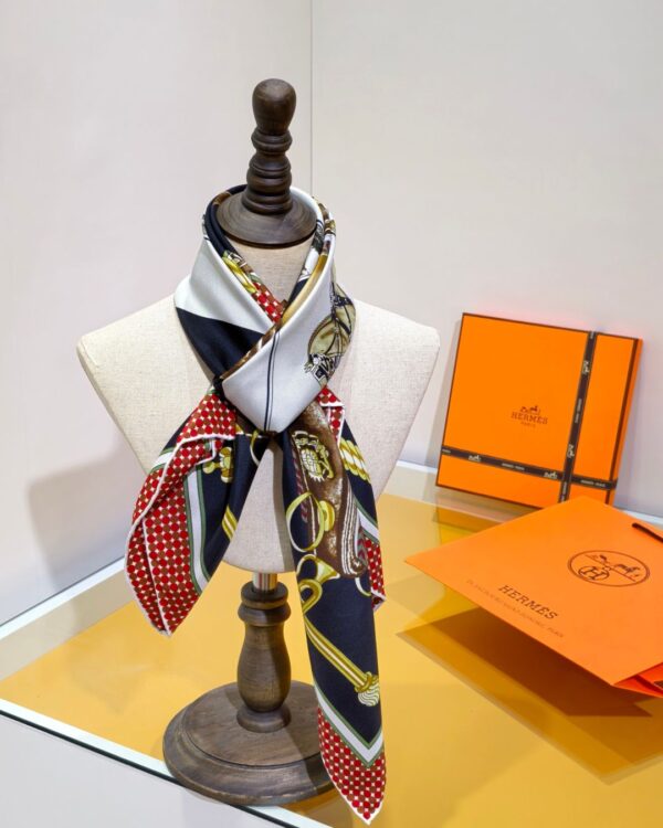 Hermès Equestrian Chain Print Silk Scarf - Red & Gold