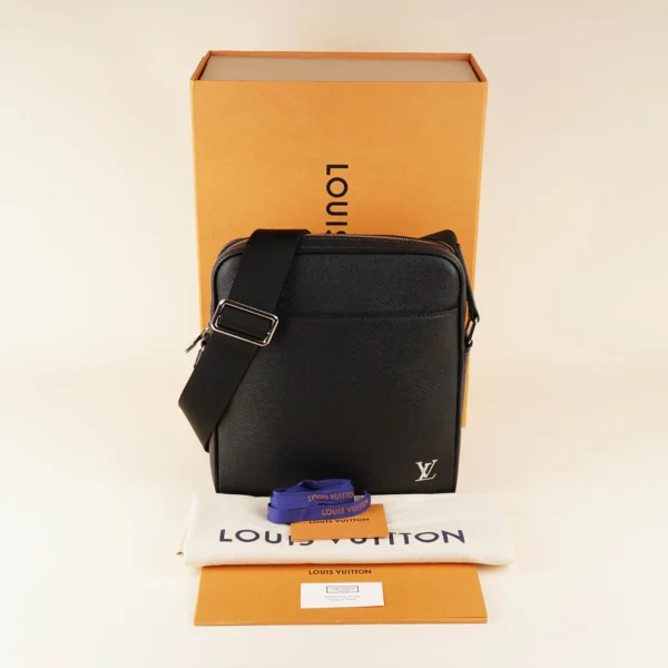 Alex Messenger Bag - Image 10