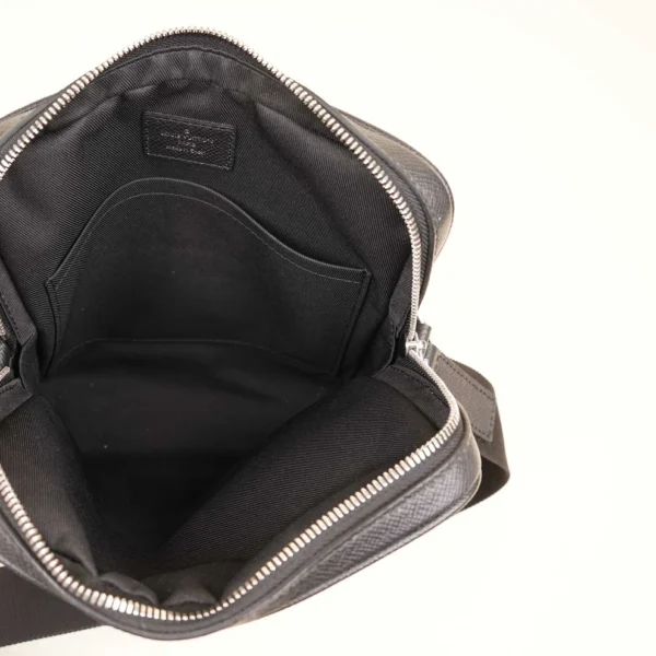 Alex Messenger Bag - Image 7