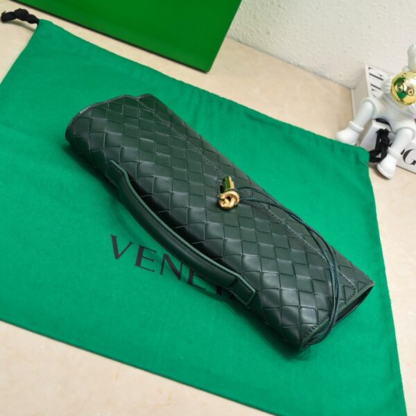 Bottega Veneta Knot Clutch - Dark Green Intrecciato Leather - Image 4