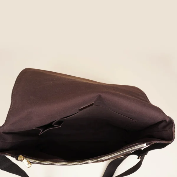 Brooklyn GM Crossbody Bag - Image 6