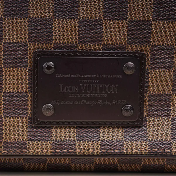 Brooklyn GM Crossbody Bag - Image 5