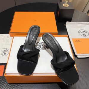 Hermès Night 55 Knotted Suede Mules - Black