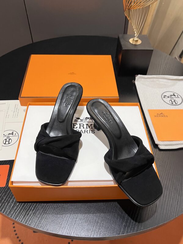 Hermès Night 55 Knotted Suede Mules - Black - Image 2