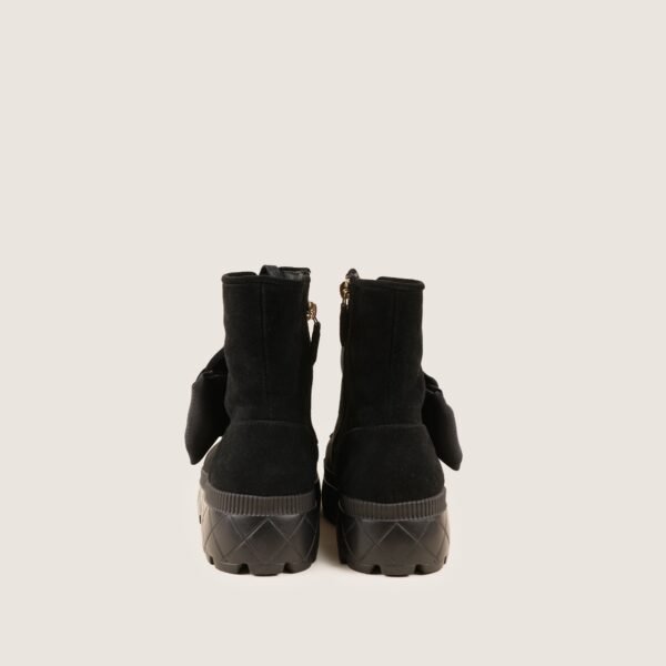 CC Camellia Boots 38 - Image 4