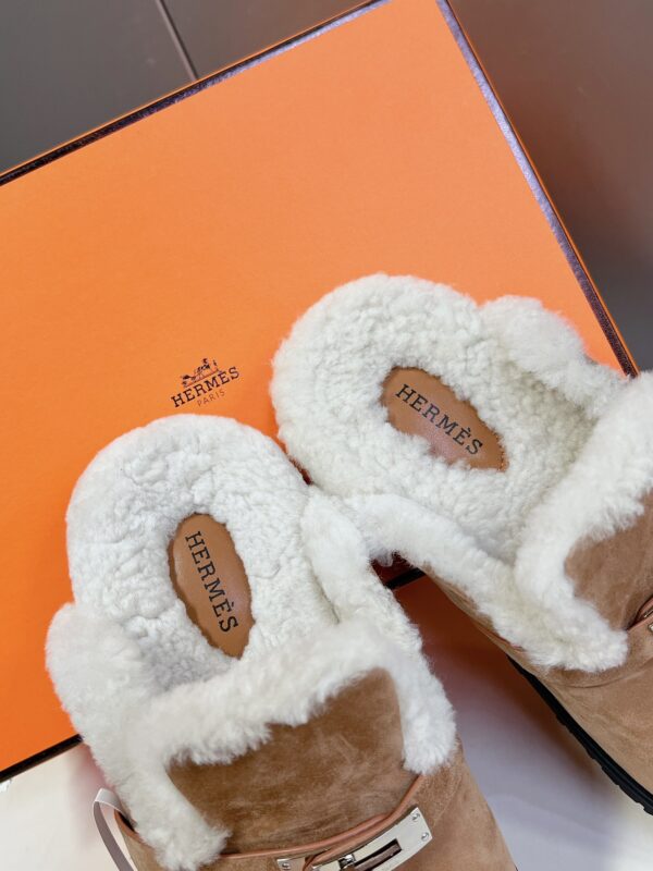 Hermès Shearling Suede Mules - Camel with Silver Kelly Lock - Image 4