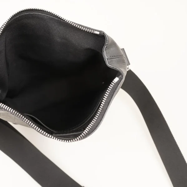 Discovery Messenger Bag - Image 8