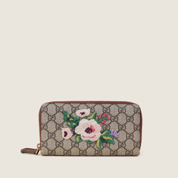 Flower Embroidery Wallet