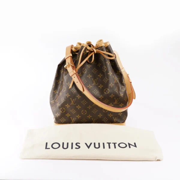 Large Noé Bucket Bag - Image 6