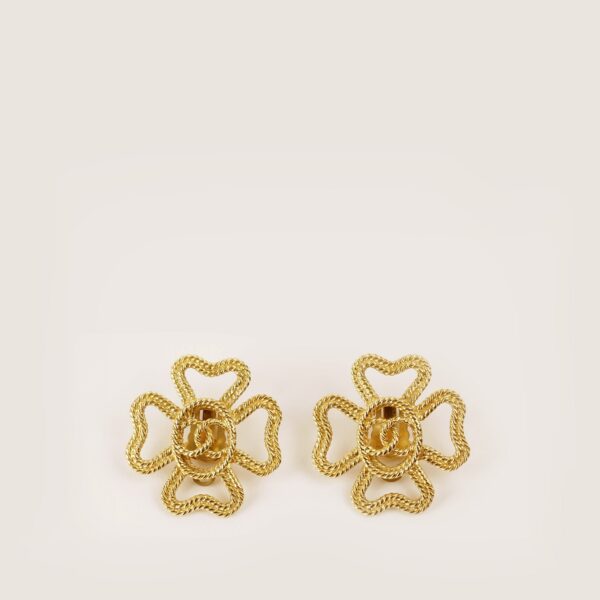 Oversized Vintage CC Clips Earrings - Image 4