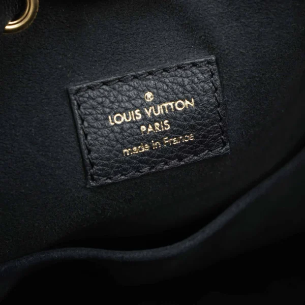 Lockme Bucket Bag - Image 6