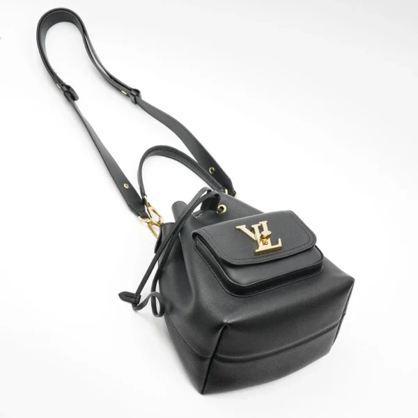 Lockme Bucket Bag - Image 4