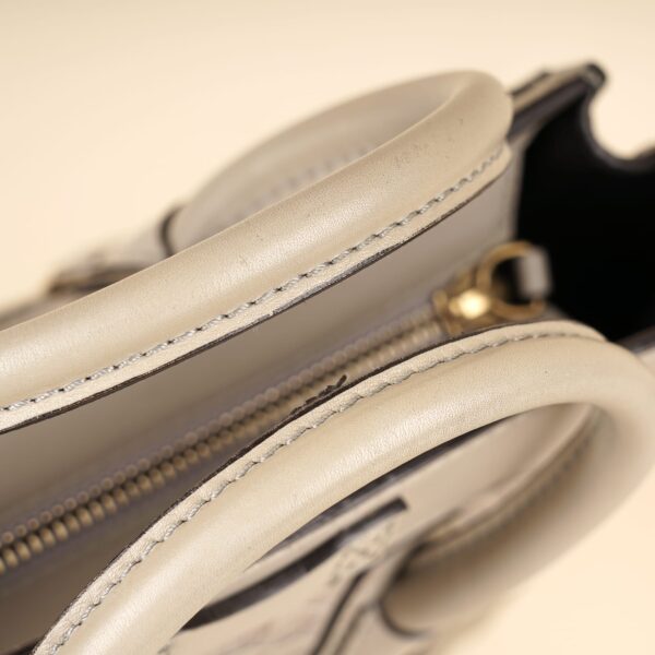 Nano Luggage Tote - Image 2