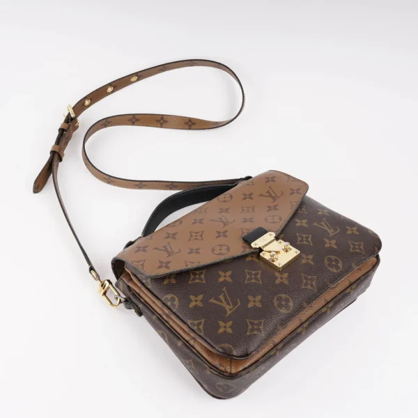 Pochette Métis Shoulder Bag - Image 3