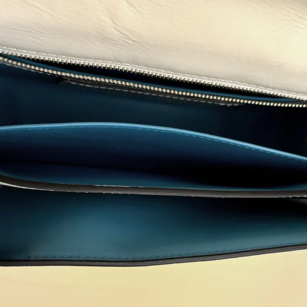 Pont 9 Shoulder Bag - Image 12