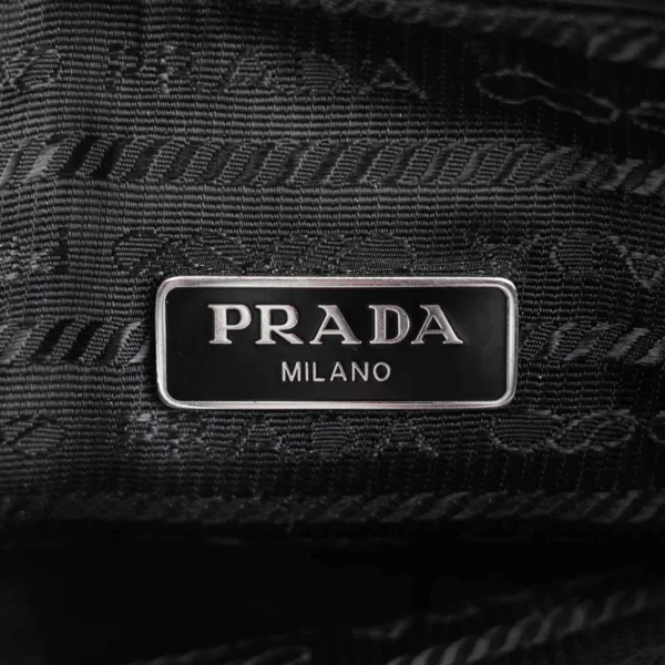 Re-Edition 2005 Shoulder Bag - Image 7