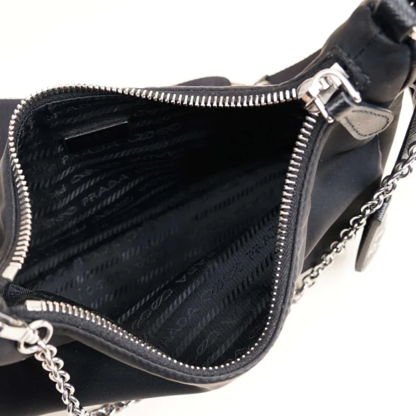 Re-Edition 2005 Shoulder Bag - Image 5
