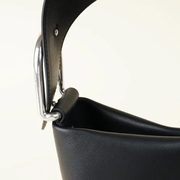 Re-Twist Small Shoulder Bag - Image 6