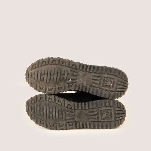 Run Away Trainers - Image 4