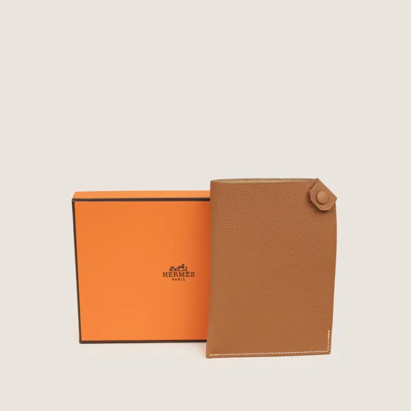 Tarmac Passport Cover PM - Image 5