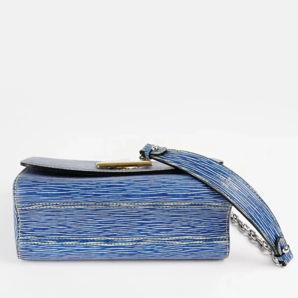 Louis Vuitton Twist MM Bag – Epi Leather in Blue - Image 4