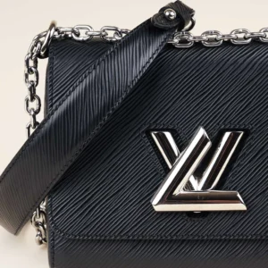 Twist PM Shoulder Bag