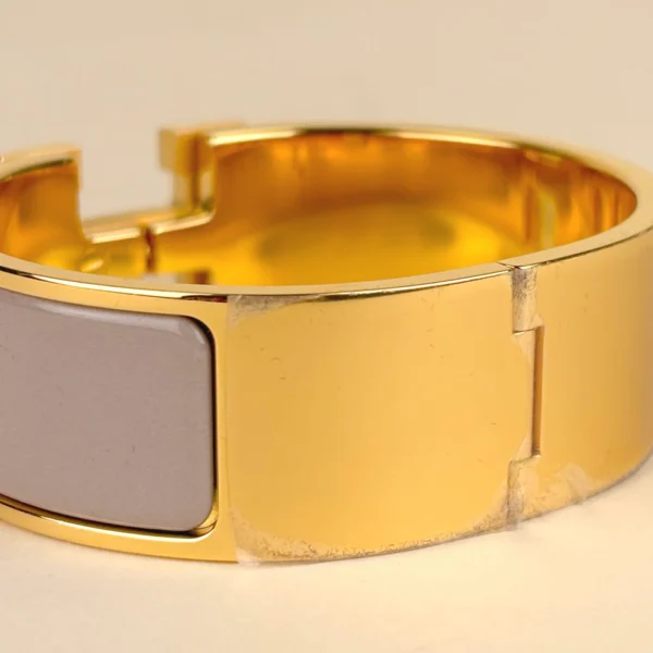 Wide Clic H Bracelet - Image 3